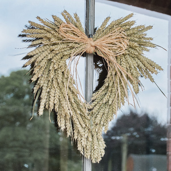 Dried Wheat Heart Wreath – Shropshire Petals